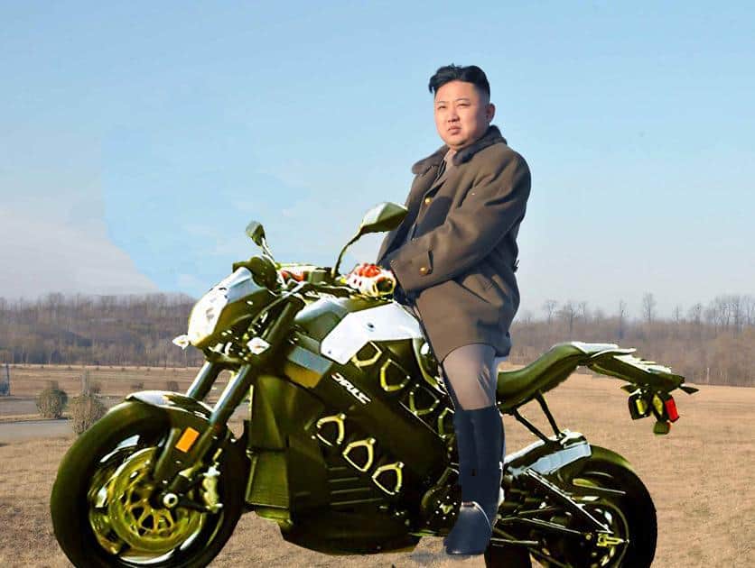 Kim Jong Un en moto