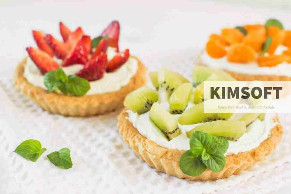 Canapé queso y frutas